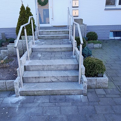 Handlaeufe-Edelstahl